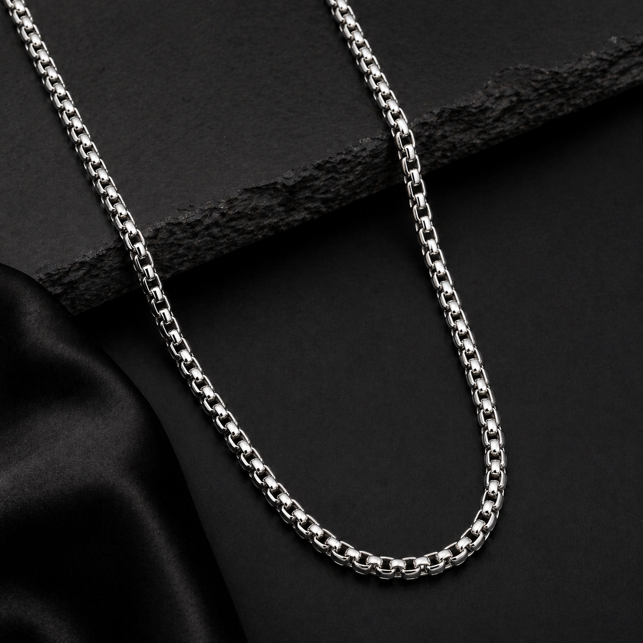 2a0c0f40-1814-41c4-b8da-108c0b2444a5 Silver Bravura Chain for Him - Image 1